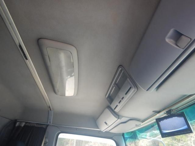 HINO PROFIA 2006 Image 31