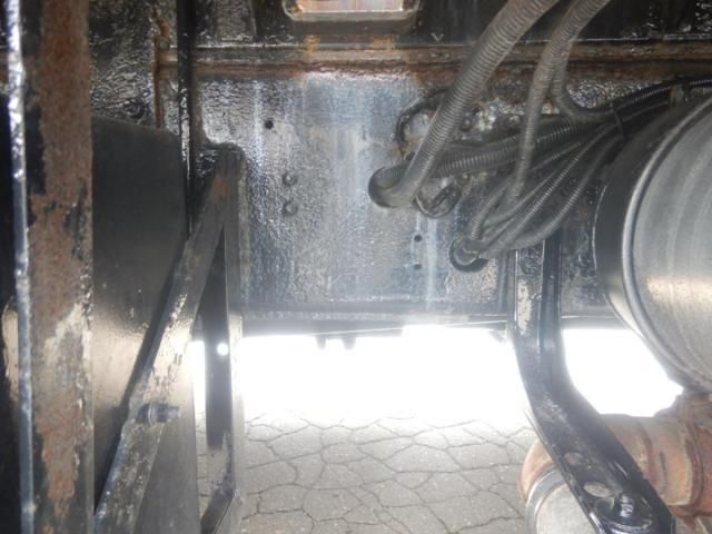 HINO PROFIA 2006 Image 31