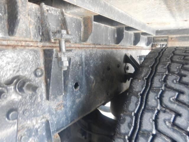 HINO PROFIA 2006 Image 31