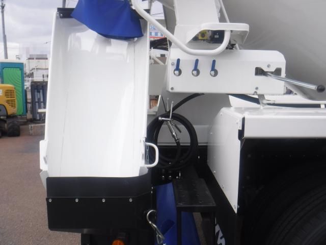 HINO PROFIA 2025 Image 31