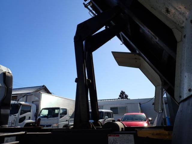 MITSUBISHI CANTER 2019 Image 31