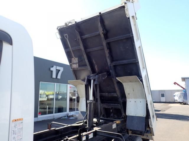 MITSUBISHI CANTER 2019 Image 31