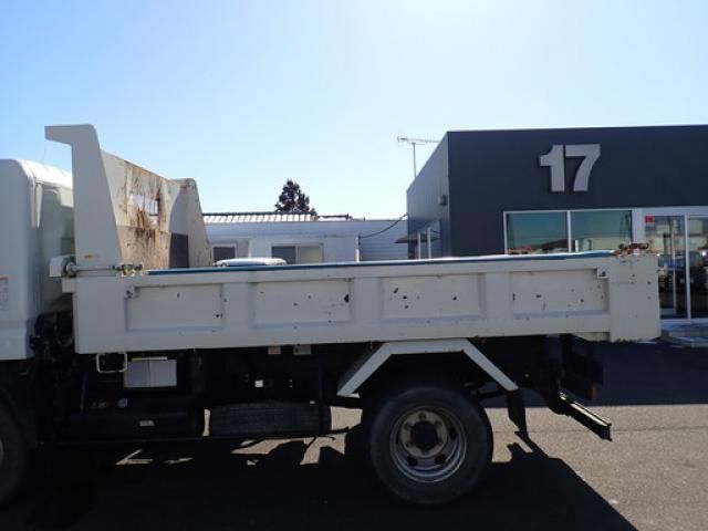 MITSUBISHI CANTER 2019 Image 31