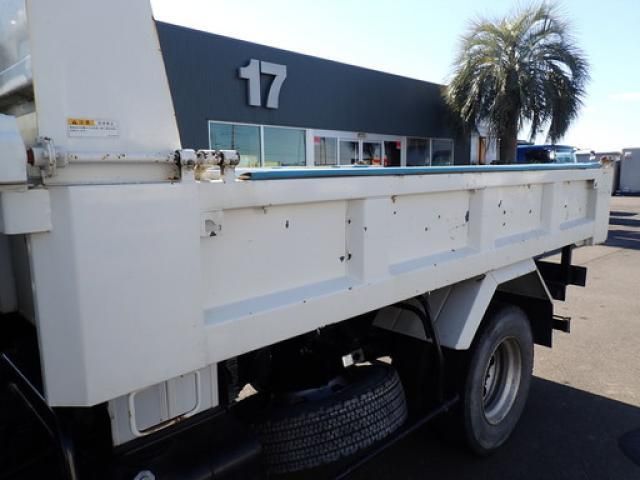 MITSUBISHI CANTER 2019 Image 31