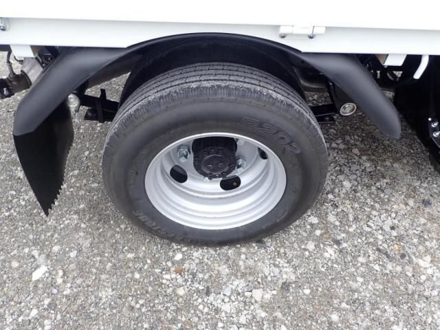 MITSUBISHI CANTER 2025 Image 31