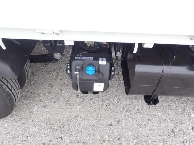 MITSUBISHI CANTER 2025 Image 31