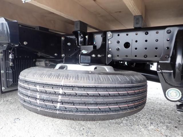 MITSUBISHI CANTER 2025 Image 31