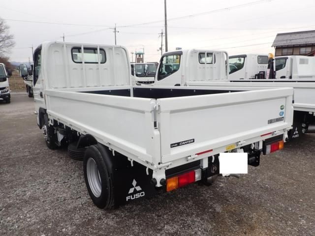 MITSUBISHI CANTER 2025 Image 31