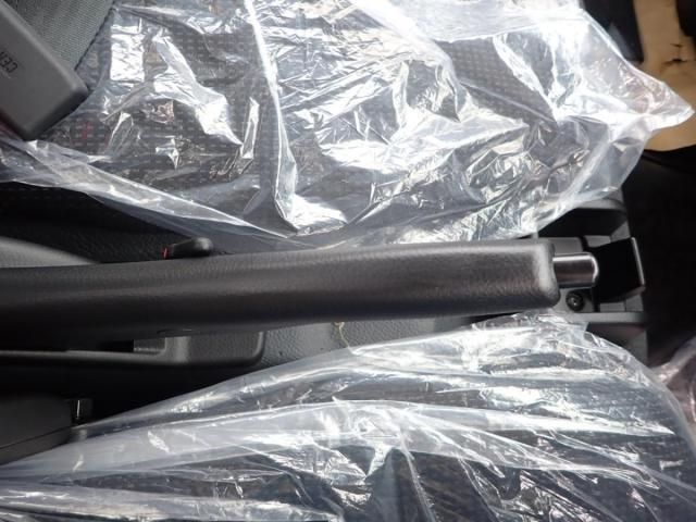 MITSUBISHI CANTER 2025 Image 31