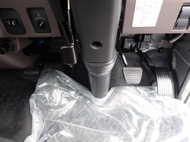 MITSUBISHI CANTER 2025 Image 31