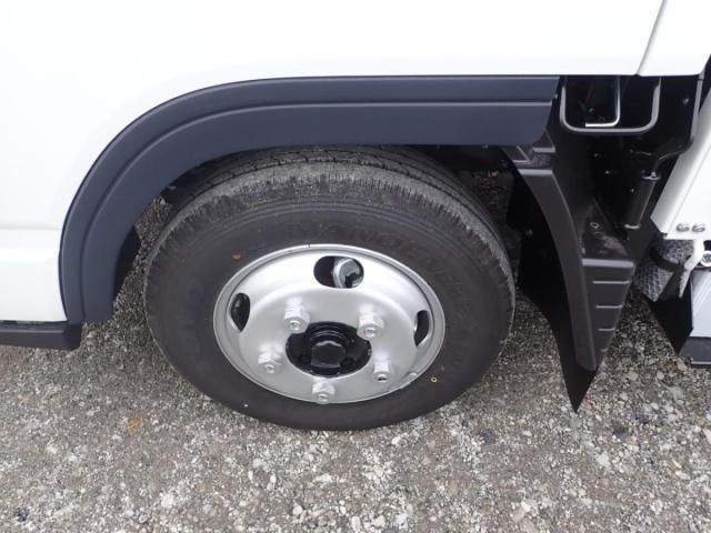 MITSUBISHI CANTER 2025 Image 31