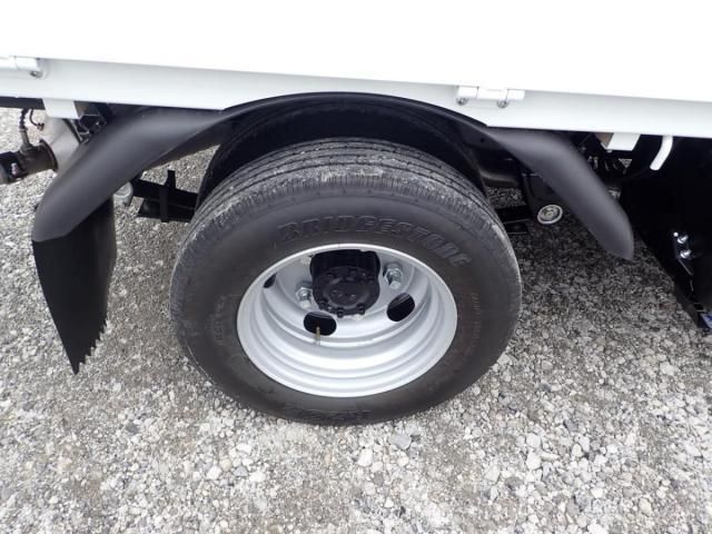 MITSUBISHI CANTER 2025 Image 31