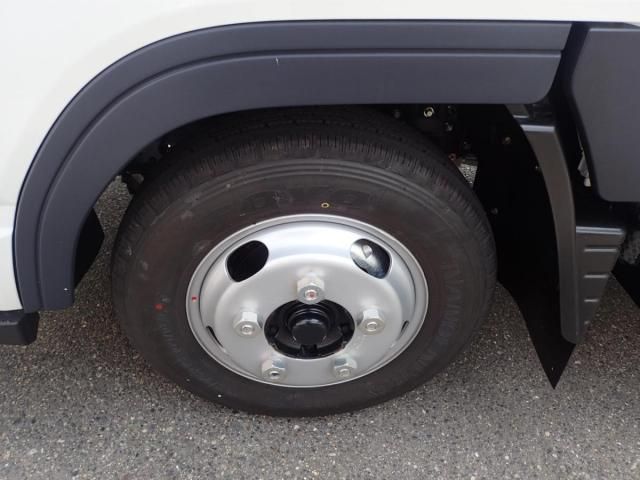 MITSUBISHI CANTER 2025 Image 31