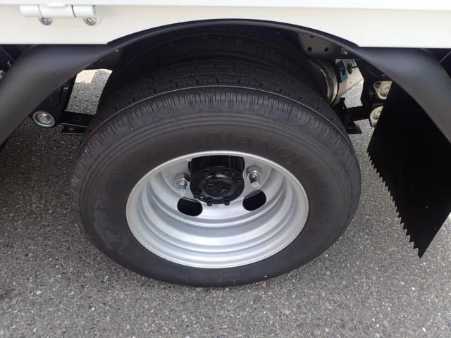 MITSUBISHI CANTER 2025 Image 31