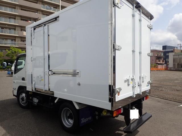 MITSUBISHI CANTER 2025 Image 31