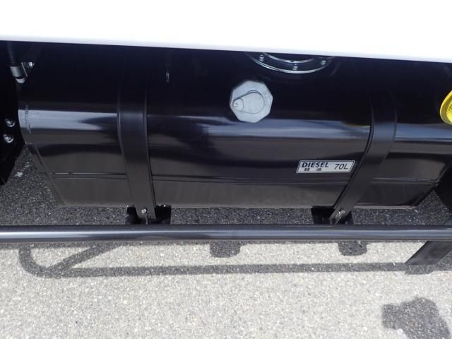 MITSUBISHI CANTER 2025 Image 31