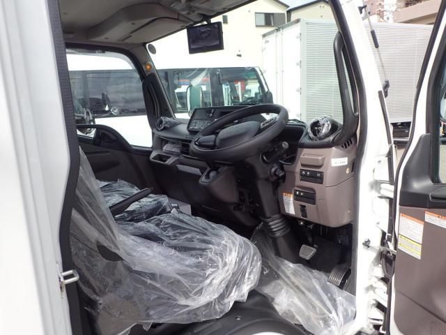 MITSUBISHI CANTER 2025 Image 31
