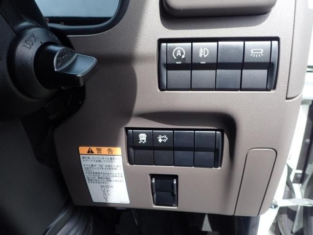 MITSUBISHI CANTER 2025 Image 31