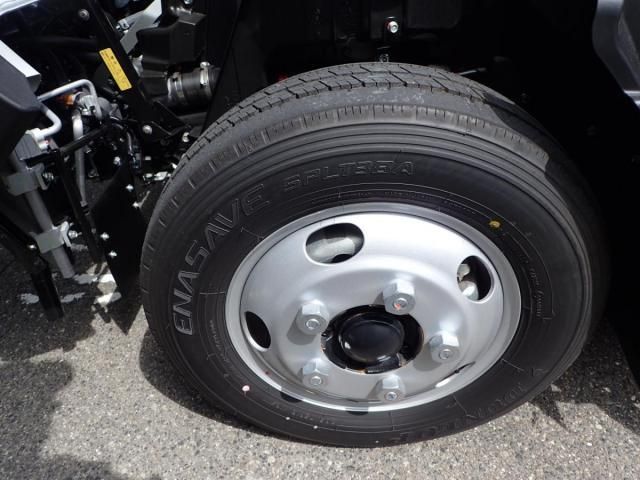 MITSUBISHI CANTER 2025 Image 31