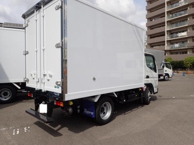 MITSUBISHI CANTER 2025 Image 31