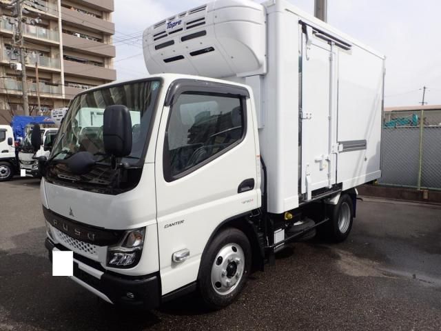 MITSUBISHI CANTER 2025 Image 31