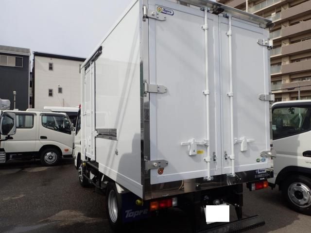 MITSUBISHI CANTER 2025 Image 31