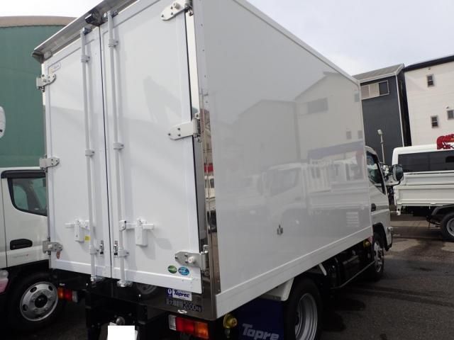 MITSUBISHI CANTER 2025 Image 31