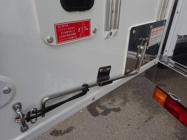 MITSUBISHI CANTER 2025 Image 31