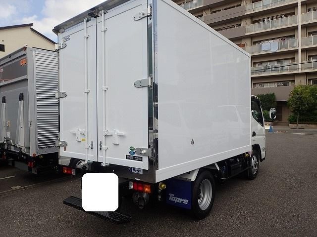 MITSUBISHI CANTER 2025 Image 31