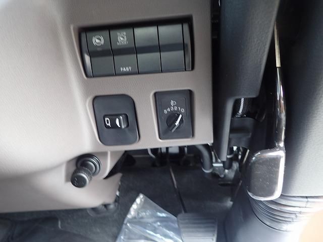 MITSUBISHI CANTER 2025 Image 31