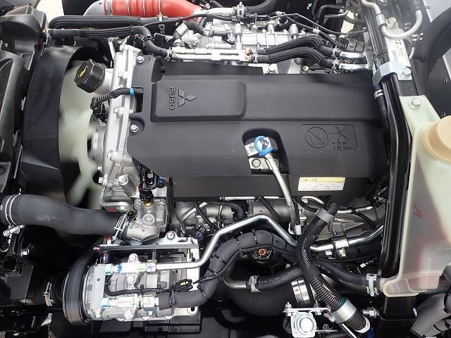 MITSUBISHI CANTER 2025 Image 31