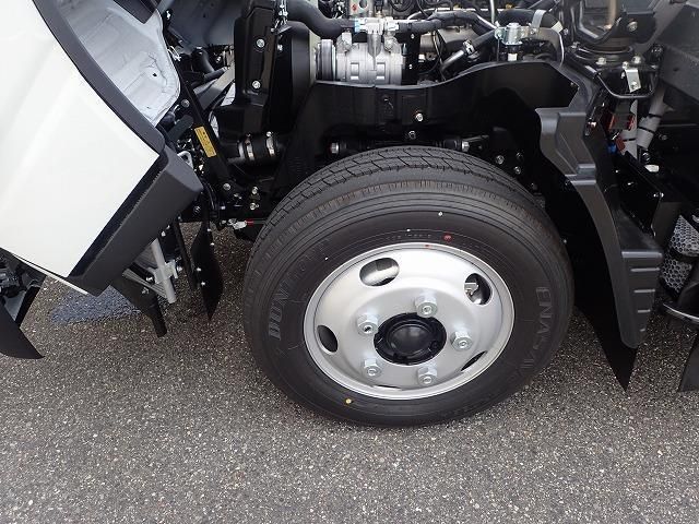 MITSUBISHI CANTER 2025 Image 31