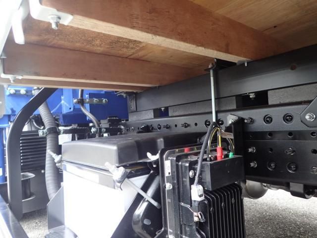 MITSUBISHI CANTER 2025 Image 31