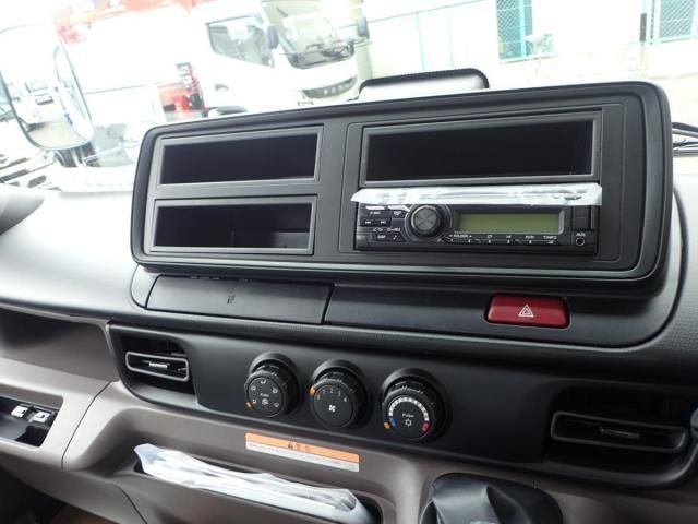 MITSUBISHI CANTER 2025 Image 31