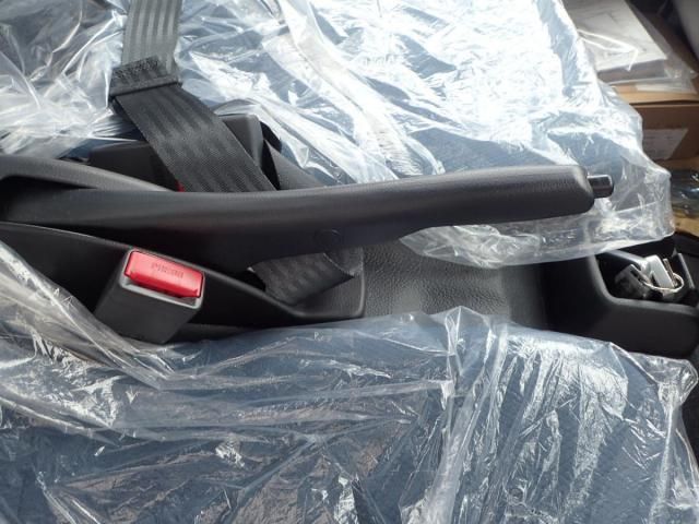 MITSUBISHI CANTER 2025 Image 31