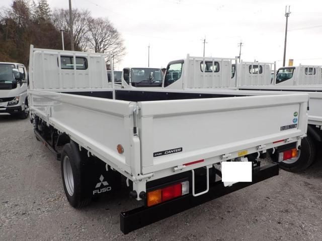 MITSUBISHI CANTER 2025 Image 31