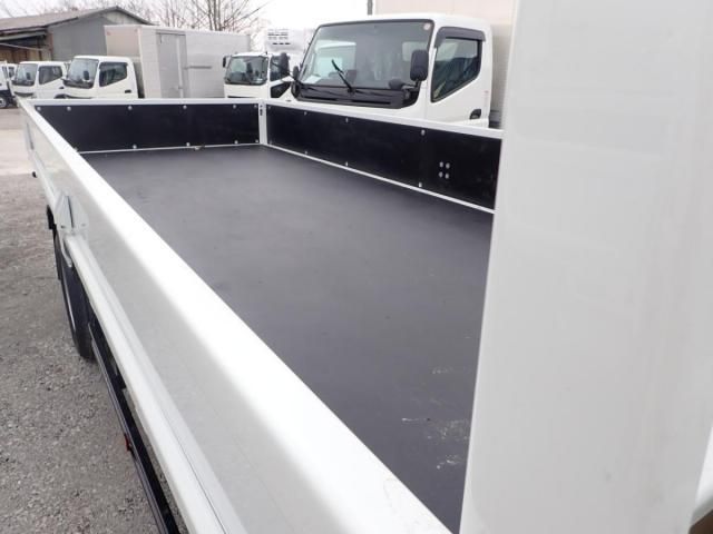 MITSUBISHI CANTER 2025 Image 31