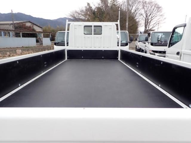 MITSUBISHI CANTER 2025 Image 31