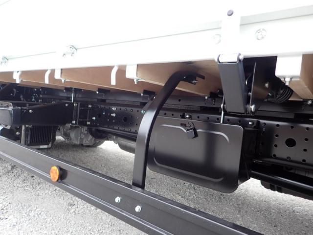 MITSUBISHI CANTER 2025 Image 31