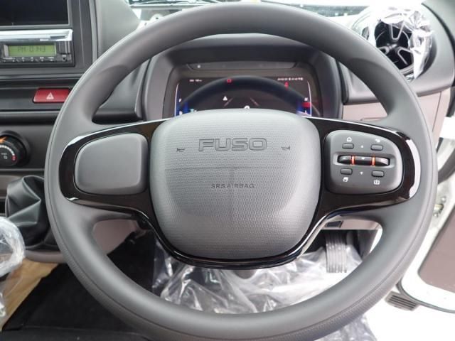 MITSUBISHI CANTER 2025 Image 31