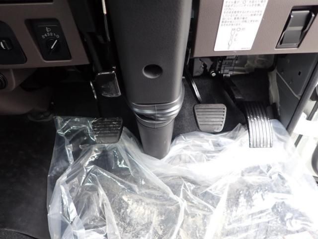 MITSUBISHI CANTER 2025 Image 31