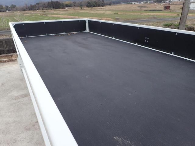 MITSUBISHI CANTER 2025 Image 31