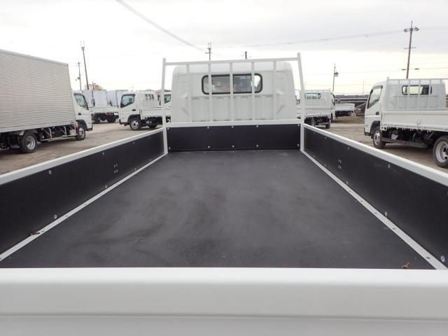 MITSUBISHI CANTER 2025 Image 31