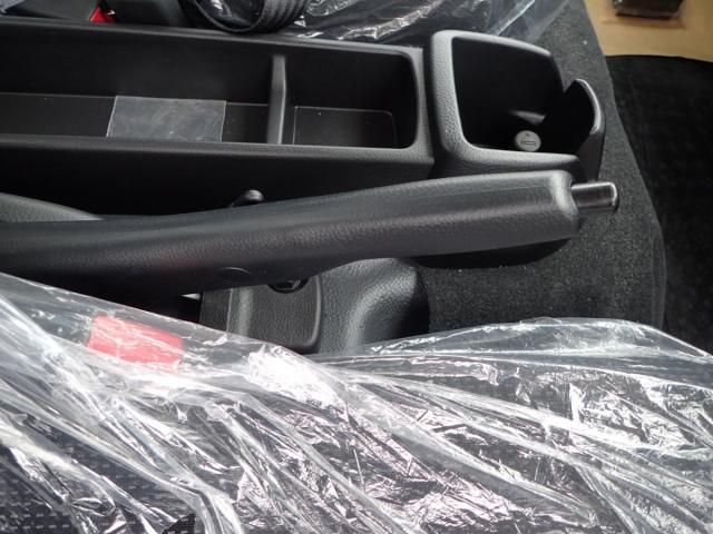 MITSUBISHI CANTER 2025 Image 31