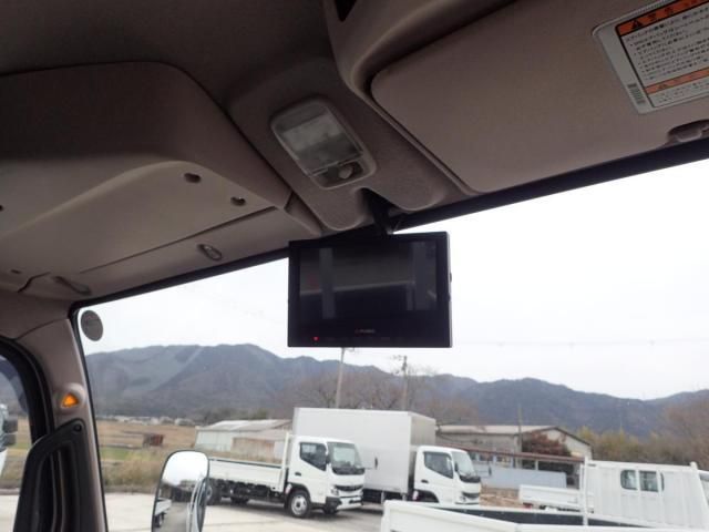 MITSUBISHI CANTER 2025 Image 31