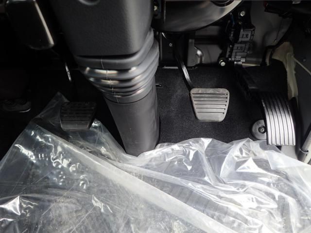 MITSUBISHI CANTER 2025 Image 31