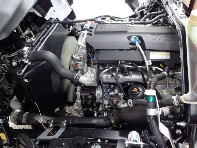 MITSUBISHI CANTER 2025 Image 31