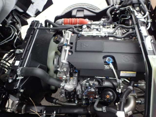 MITSUBISHI CANTER 2025 Image 31