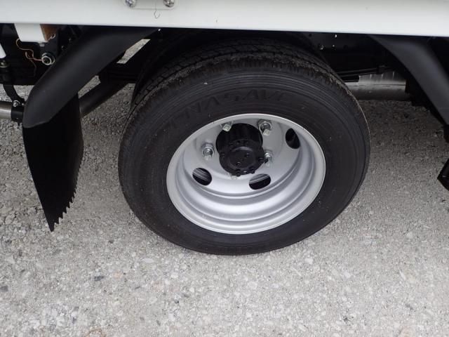 MITSUBISHI CANTER 2025 Image 31