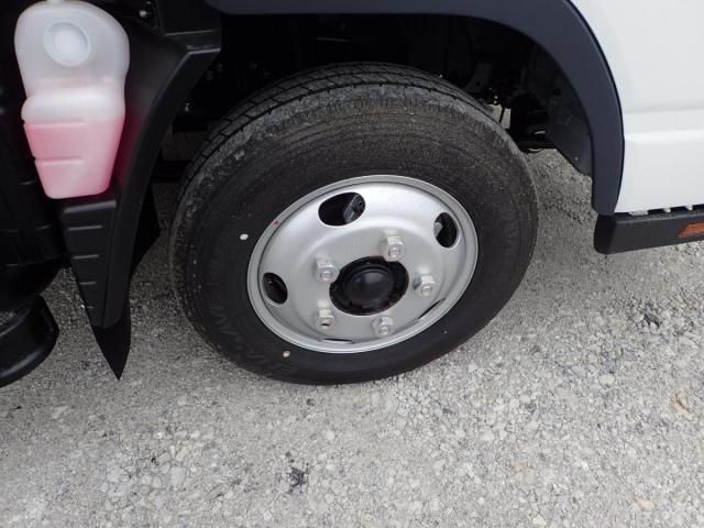 MITSUBISHI CANTER 2025 Image 31